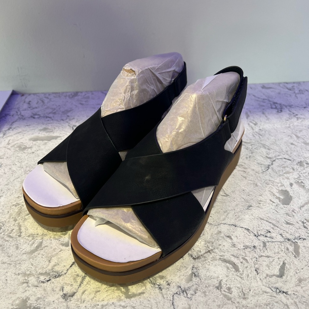 LifeStride Black and Brown Wedge Sandals